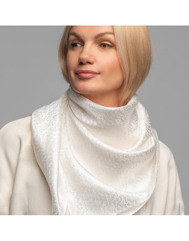 Didelė šilkinė skara Balta marga