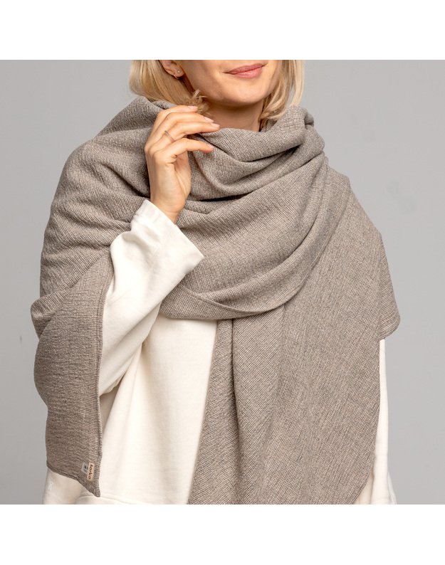 Didelė šviesi vilnonė skara  1