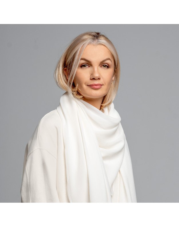 Didelė balta matinė šilkinė skara 3