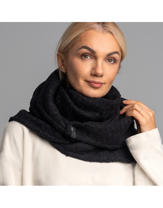 Švelnus ir šiltas vilnonis juodas šalikas  2