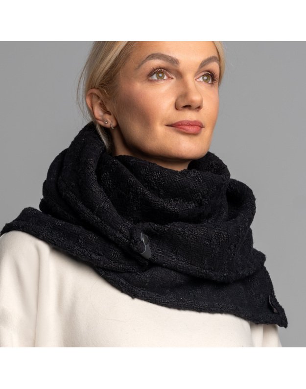 Švelnus ir šiltas vilnonis juodas šalikas 