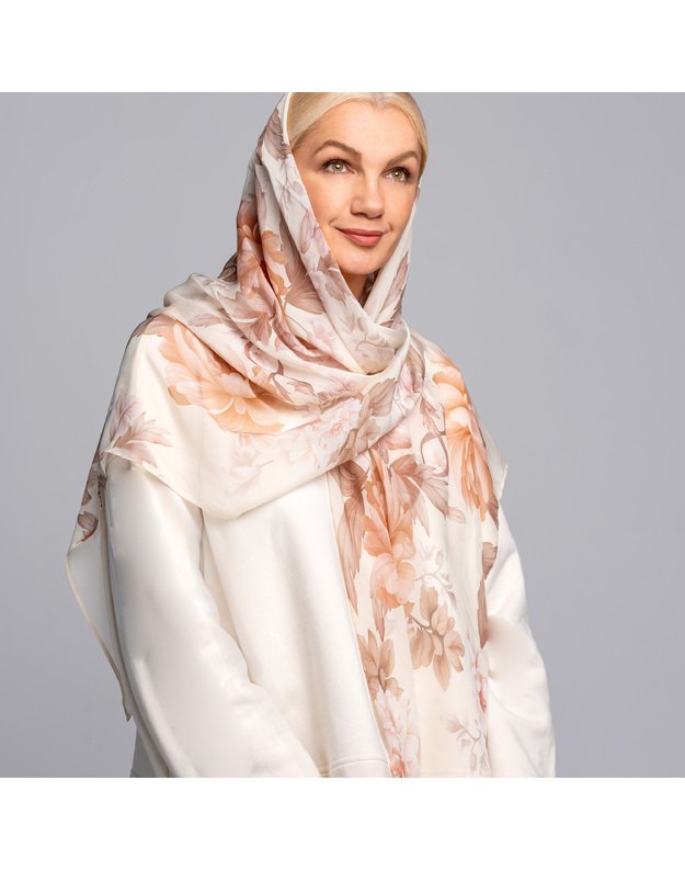 Didelė šilkinė skara  NUDE GĖLĖS 1