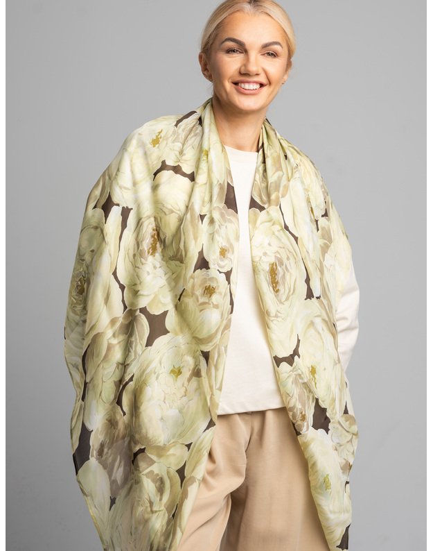 Didelė šilkinė skara Ežero gėlės 1