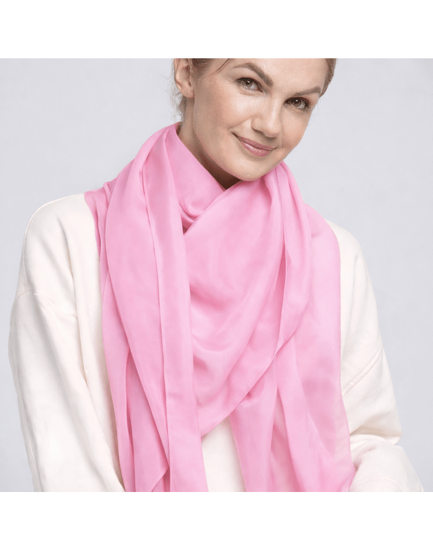 Šilkinė rožinė skara  1