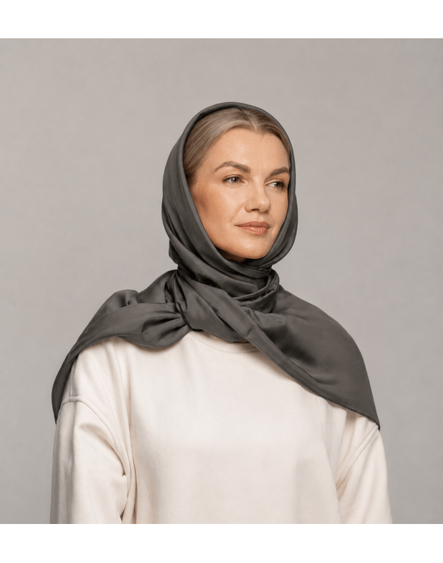 Pilka matinė šilkinė skara 2