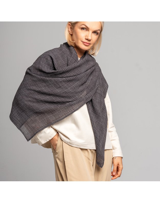 Didelė languota vilnonė skara PILKA 4