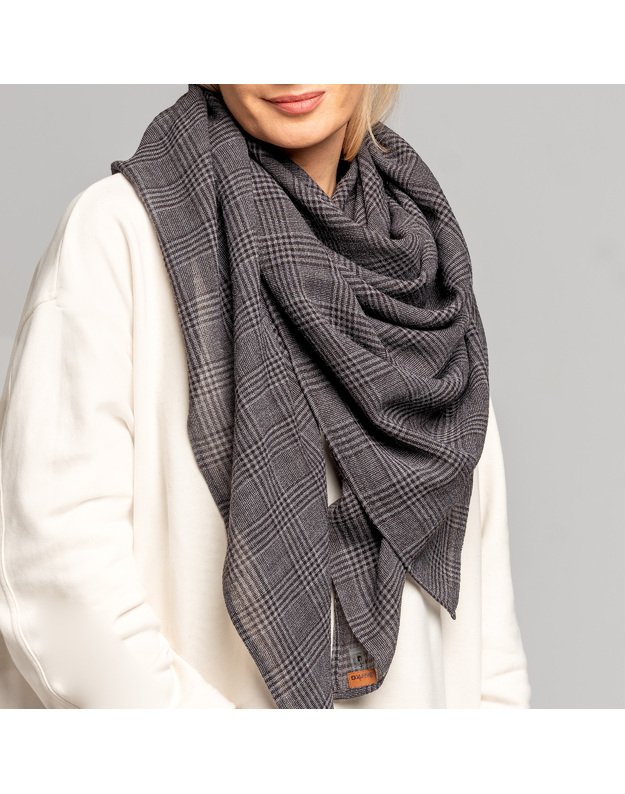 Didelė languota vilnonė skara PILKA 3