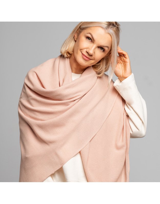 Vilnos ir viskozės skara Nude