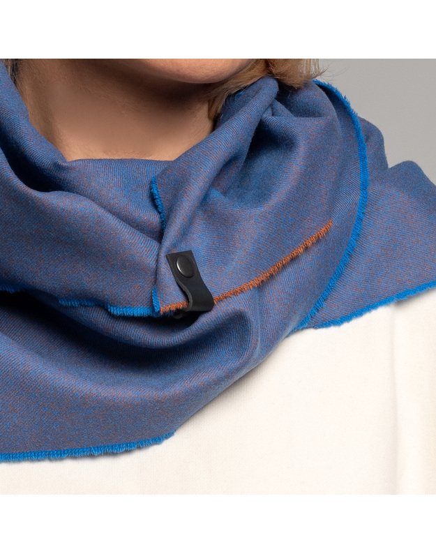 Užsegamas vilnos šalikas 